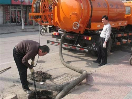 河口清掏化粪池，健康生活从这里开始